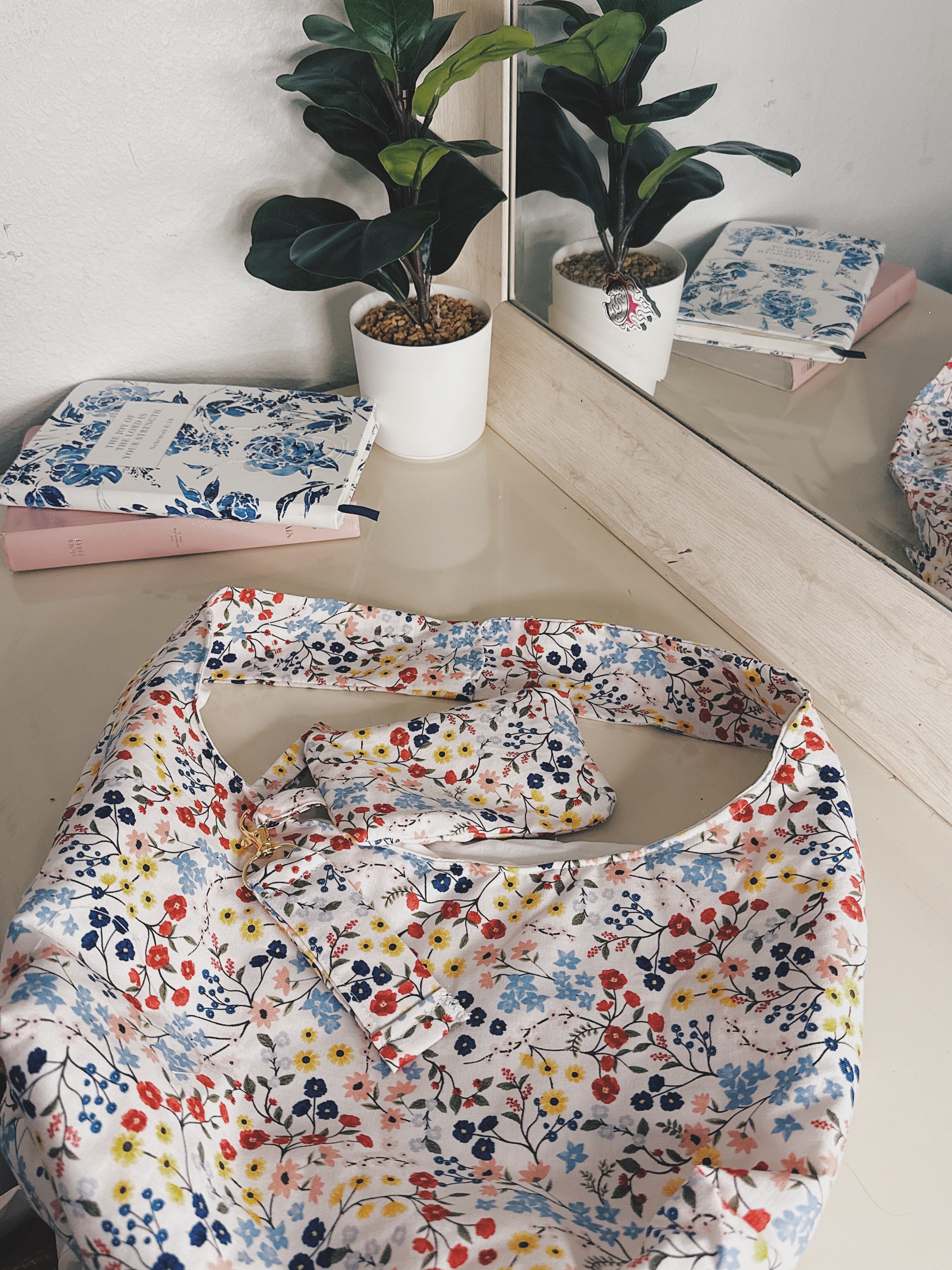 Floral sling bag
