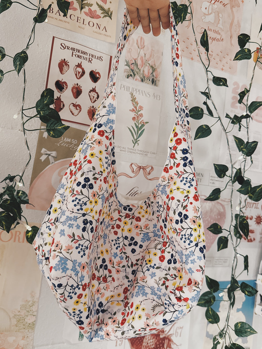 Floral sling bag