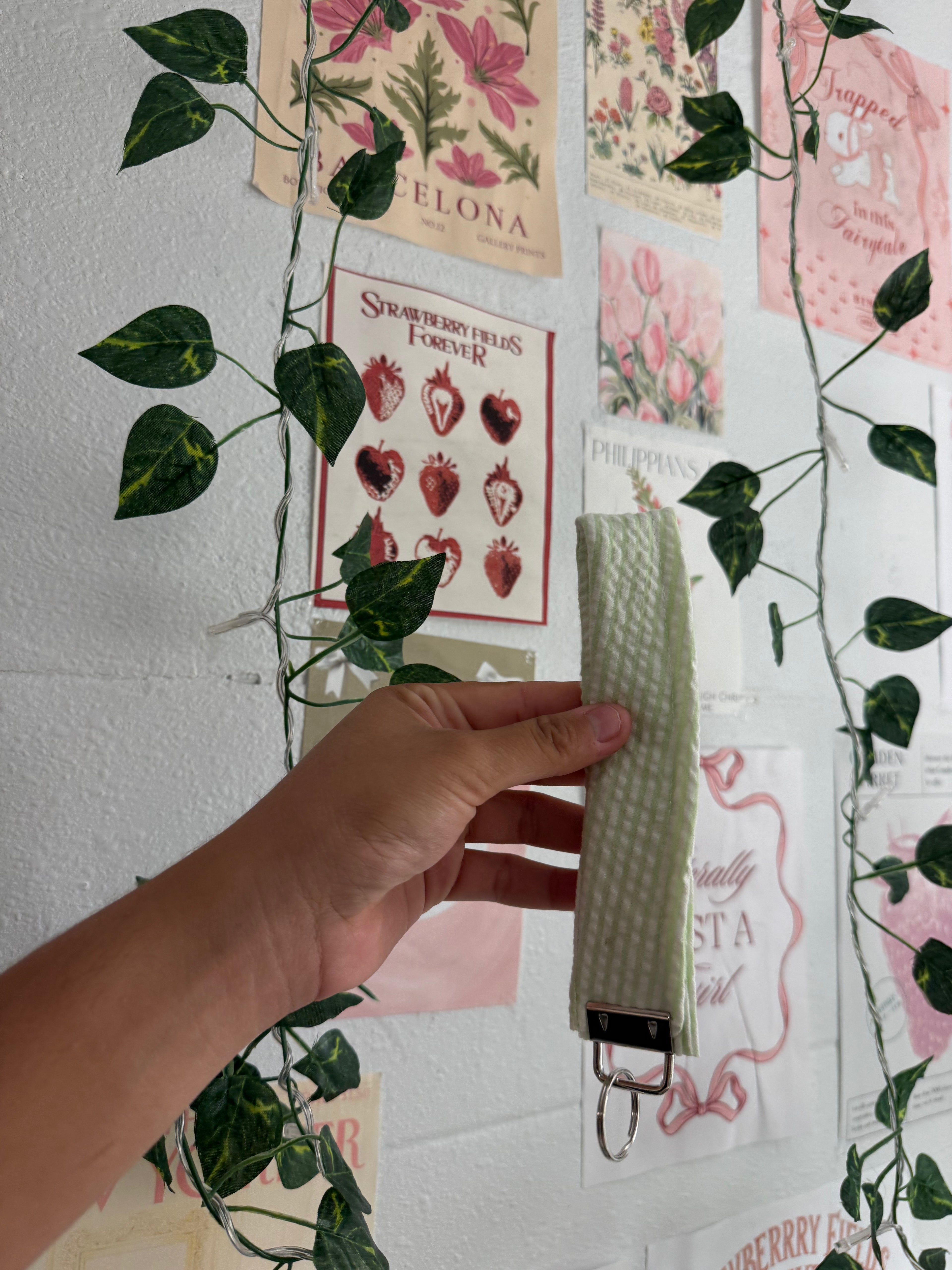 Green gingham wristlet