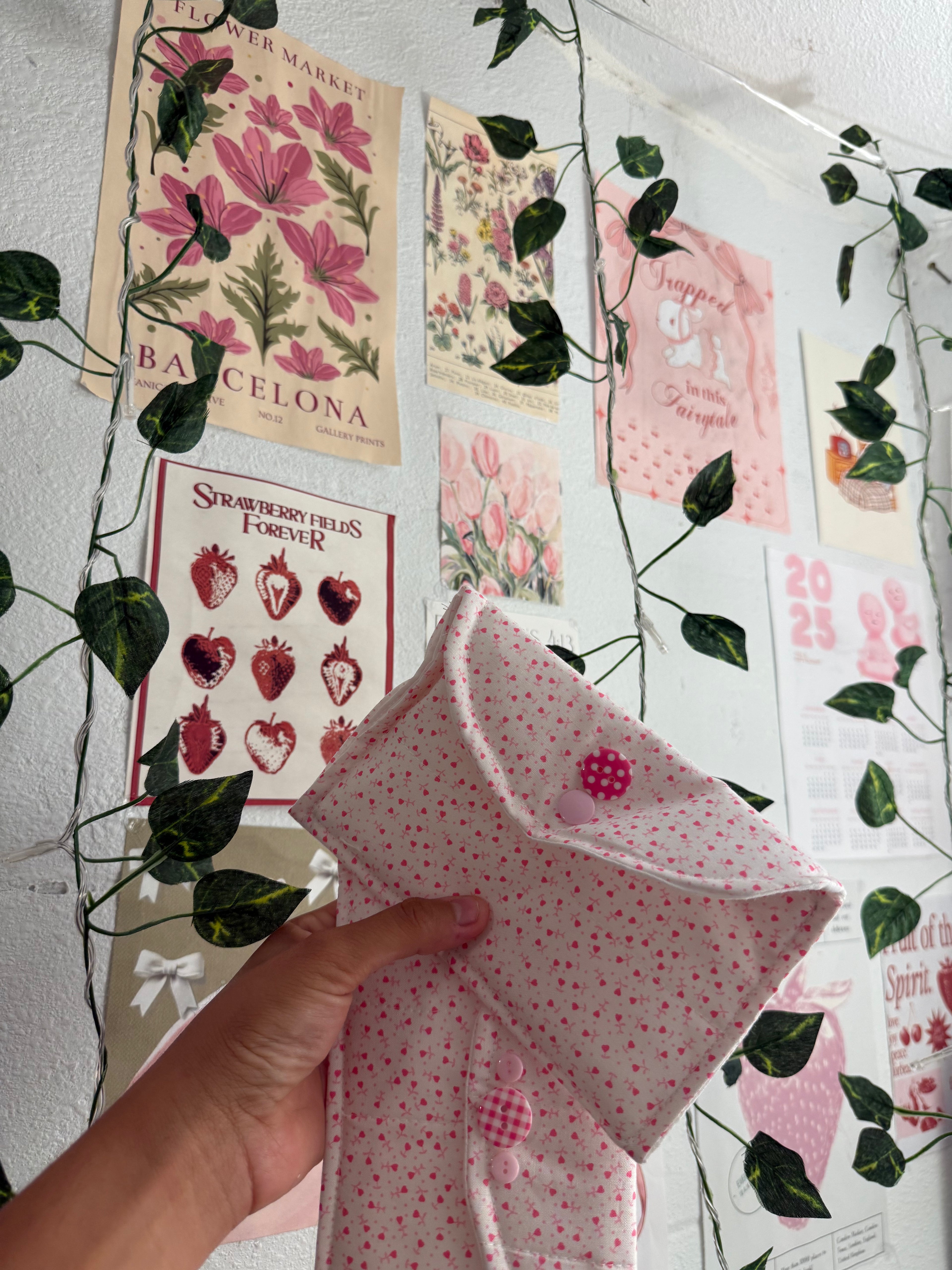 Pink heart sunglass case