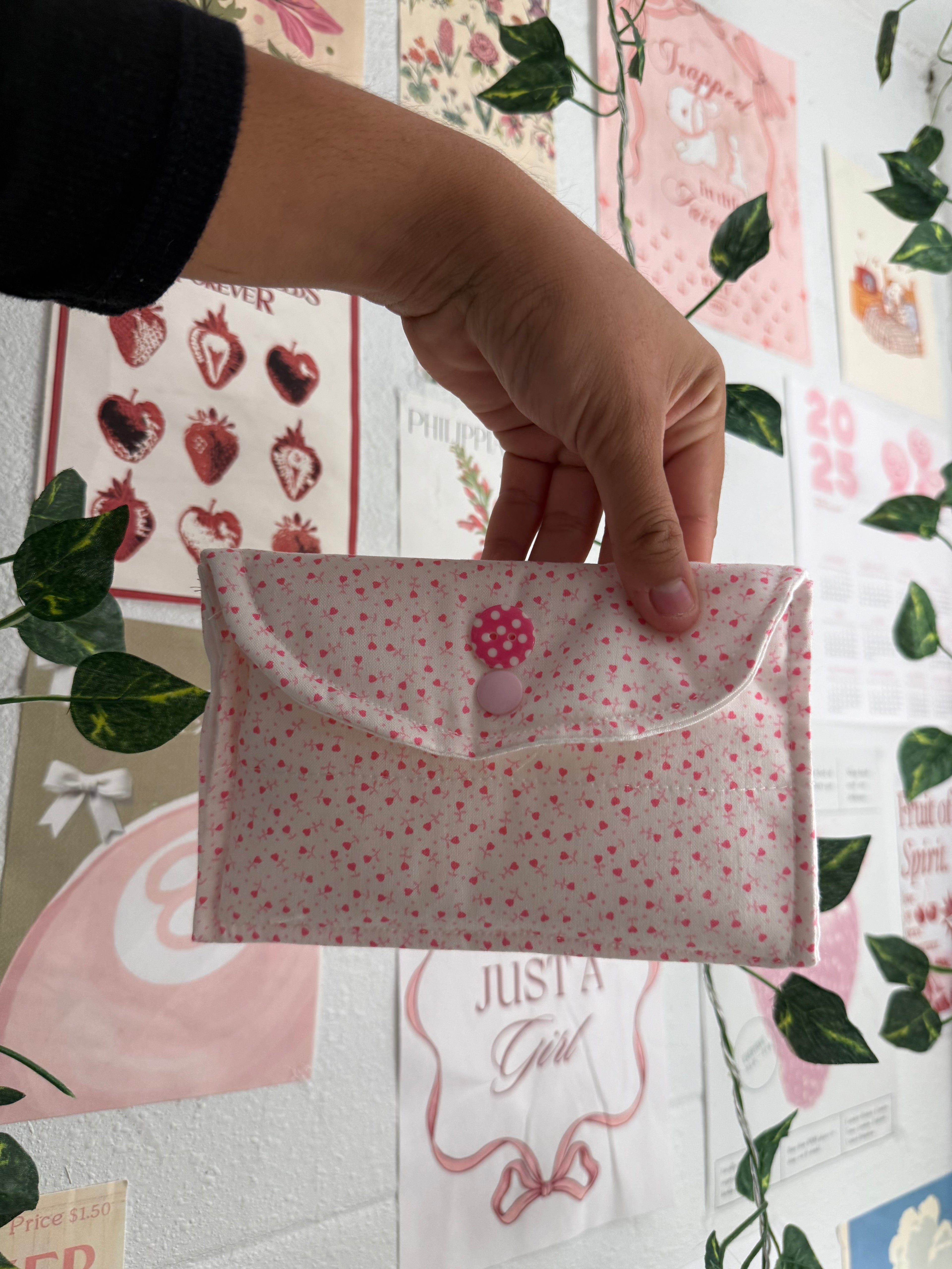 Pink heart sunglass case