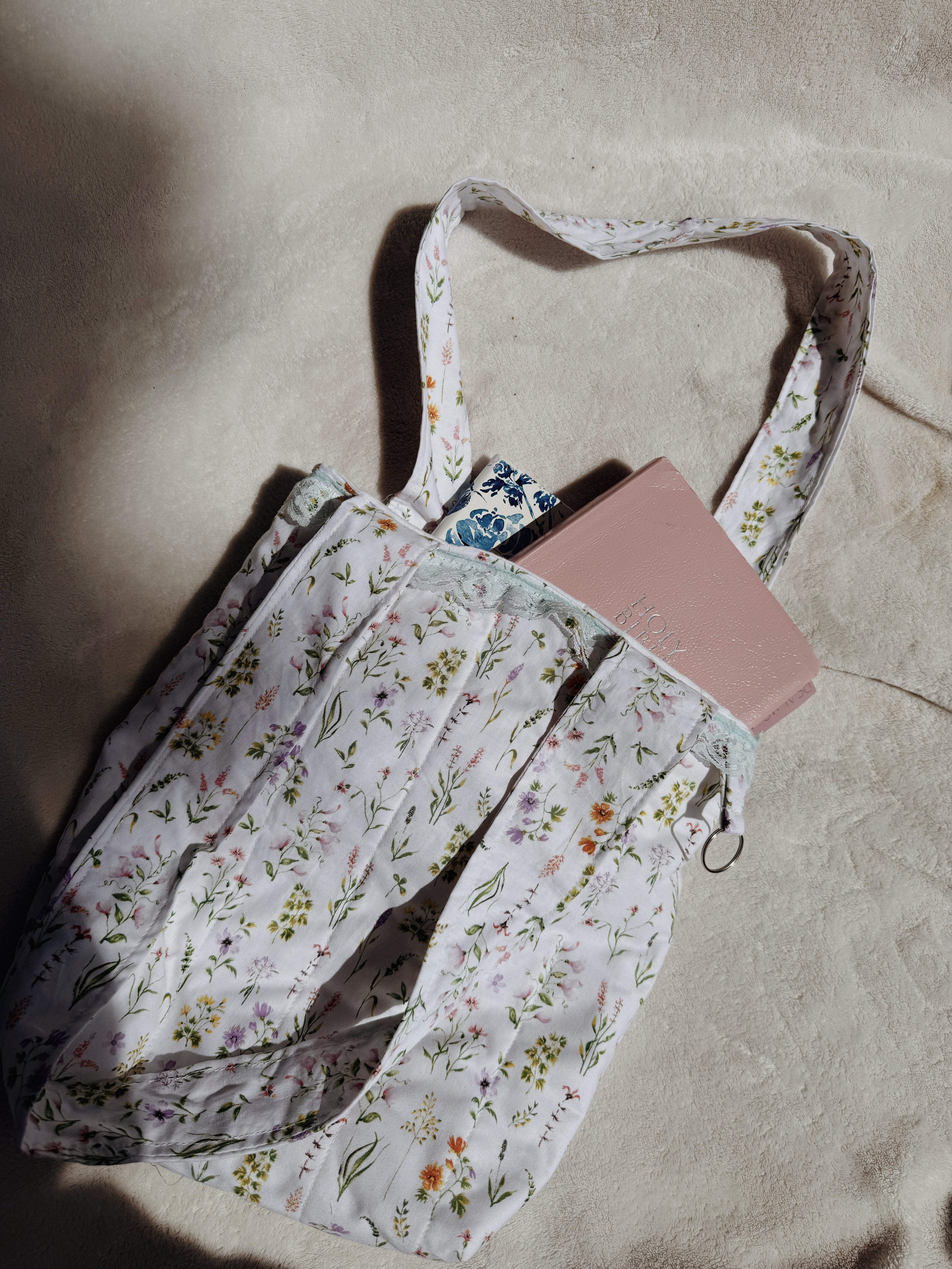 Floral tote bag