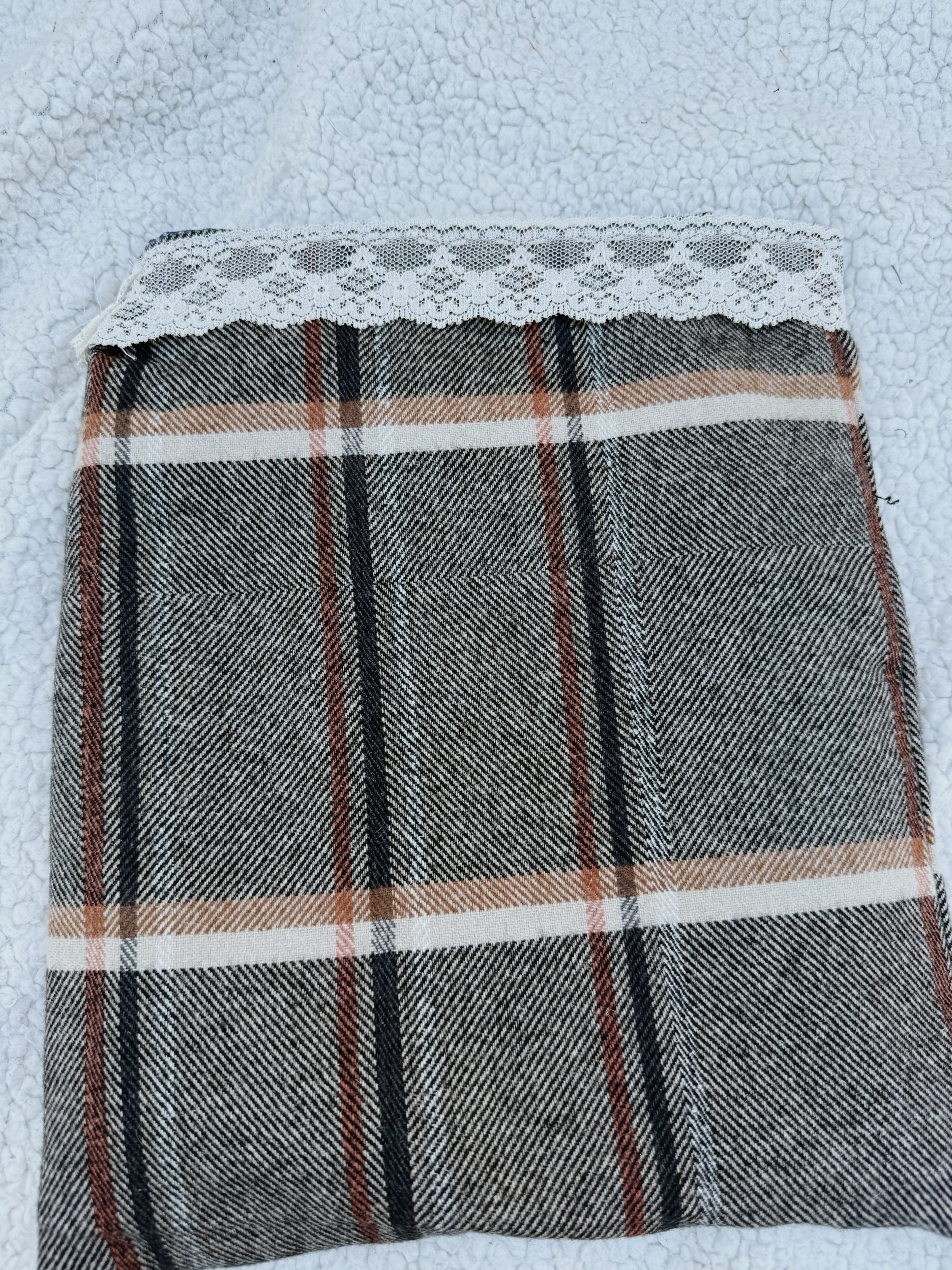 Large Brown Plaid Sleeve