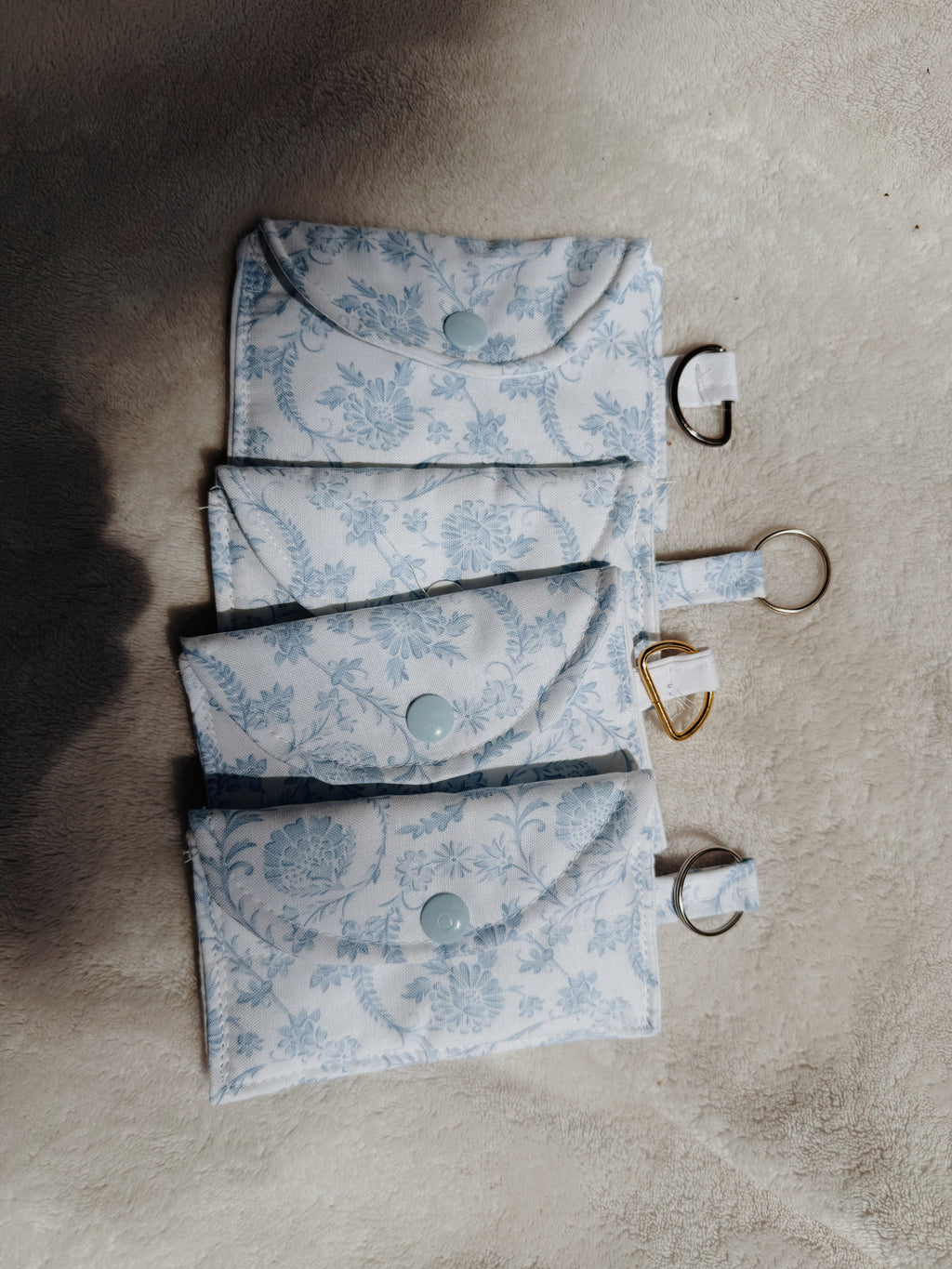 Blue floral mini wallets