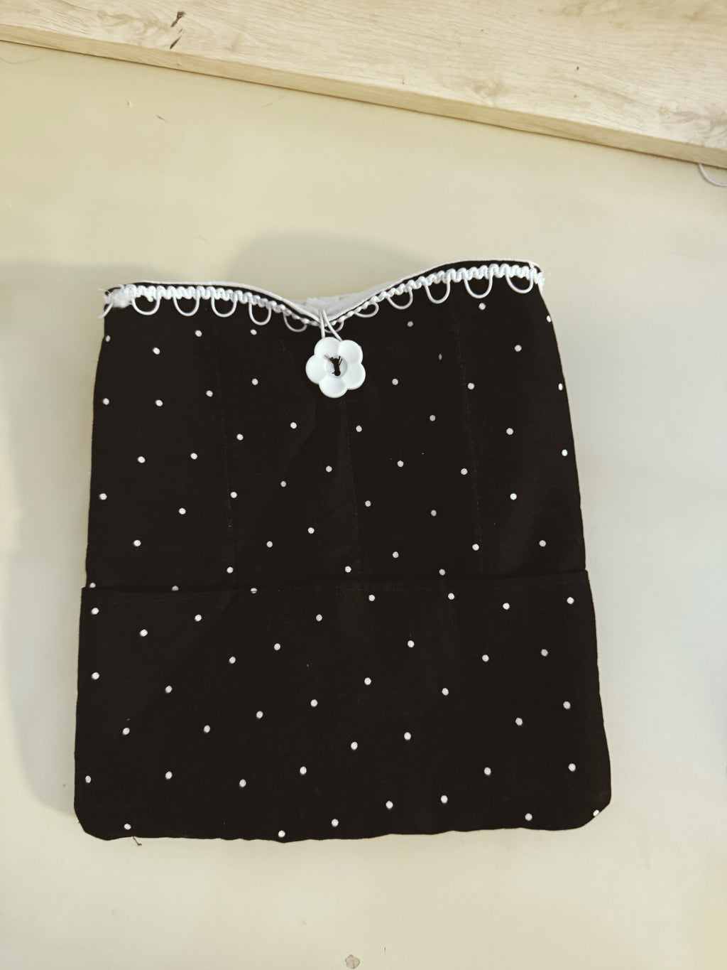 Small Polka Dot Sleeve