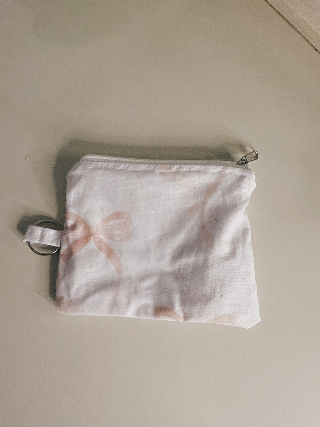 Pink bow print pouch