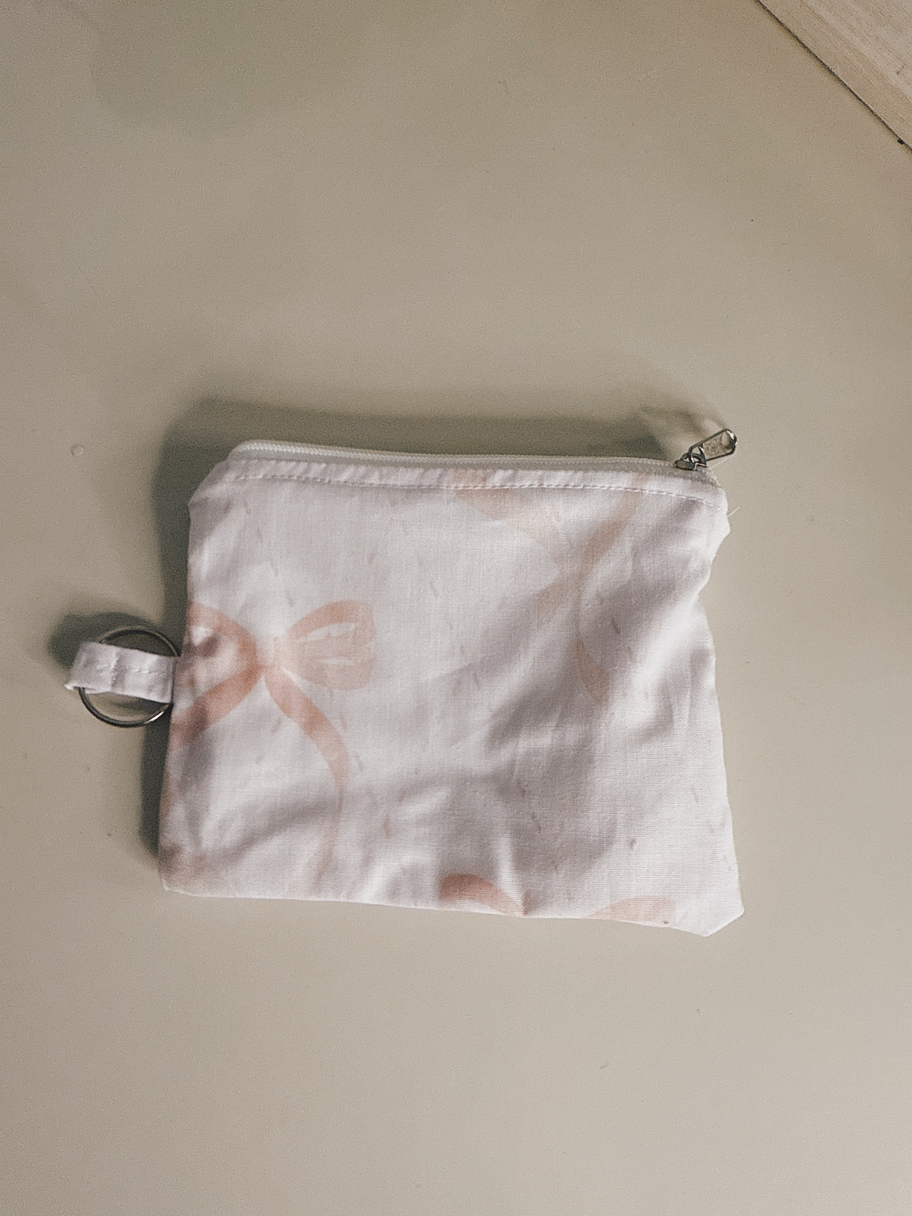 Pink bow print pouch